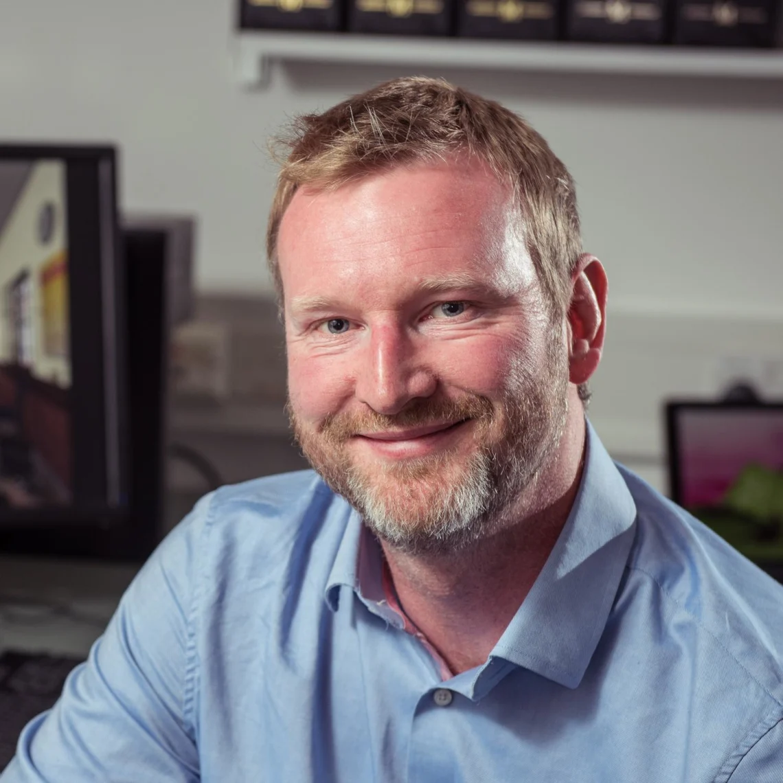 Dr Chris Paton